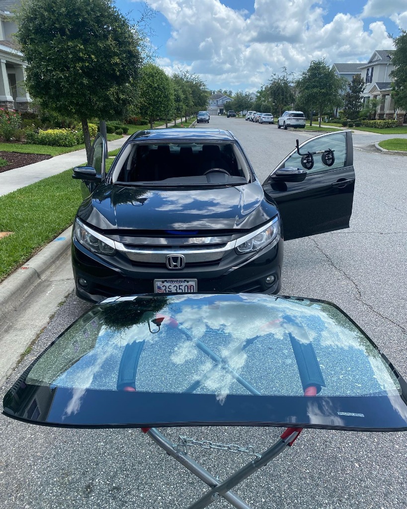 Windshield Replacement Work in Orlando